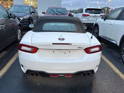 Used 2018 FIAT 124 Spider Abarth image 6