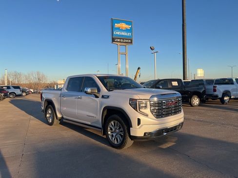 Used 2023 GMC Sierra 1500 Denali image 5