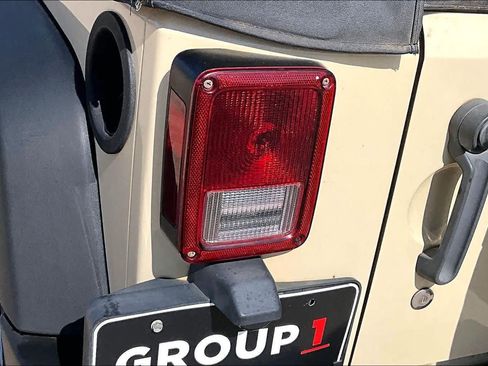 Used 2011 Jeep Wrangler Sport AWD/4WD image 18