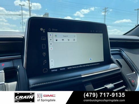 Used 2024 GMC Yukon AT4 w/ Technology Package AWD/4WD image 17