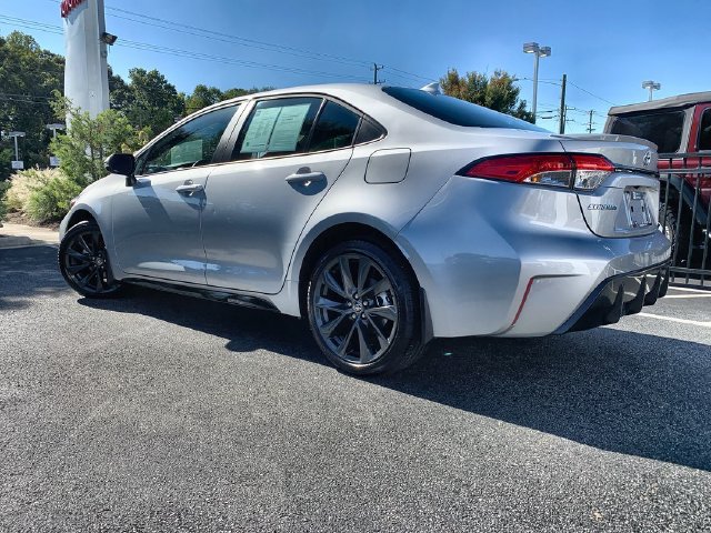 Used 2026 Toyota Corolla SE FWD image 6