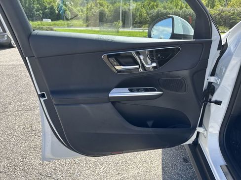 New 2025 Mercedes-Benz GLC 300 4MATIC image 14
