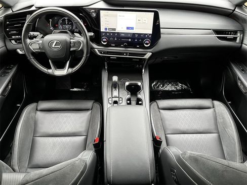 Used 2024 Lexus RX 450h AWD w/ Luxury Package image 9