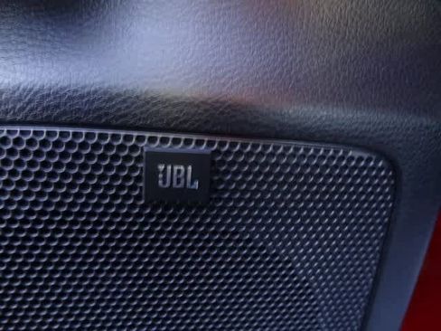 Used 2020 Toyota Tacoma Limited image 14