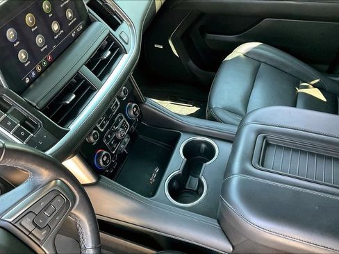 Used 2021 Chevrolet Tahoe Z71 w/ Rear Media and Nav Package AWD/4WD image 9