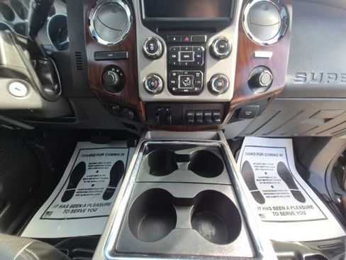 Used 2015 Ford F350 Lariat w/ Lariat Ultimate Package AWD/4WD image 34