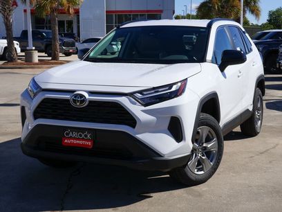 New 2025 Toyota RAV4 LE