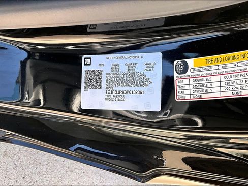 Used 2023 Chevrolet Camaro LT RWD image 35