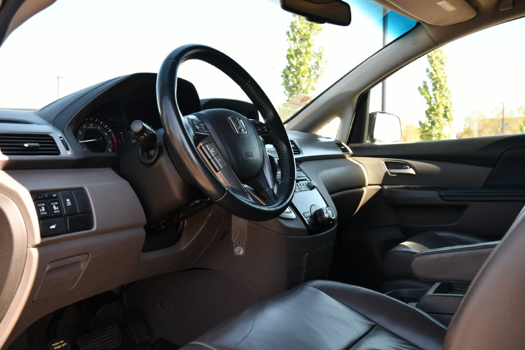 Used 2011 Honda Odyssey EX-L image 12
