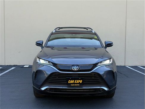 Used 2021 Toyota Venza XLE AWD/4WD image 3