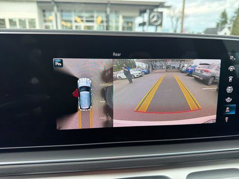 Used 2023 Mercedes-Benz GLE 53 AMG 4MATIC image 23