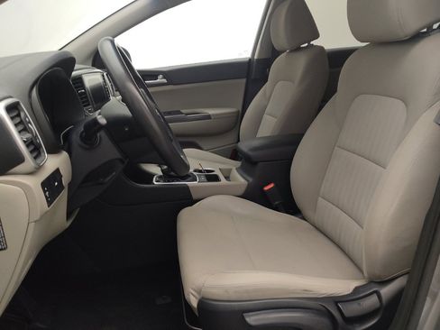 Used 2020 Kia Sportage LX image 17