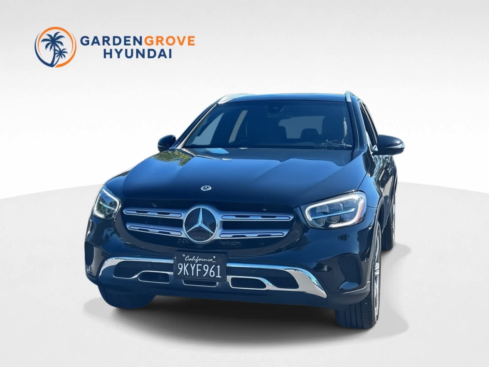 Used 2021 Mercedes-Benz GLC 300 4MATIC image 1