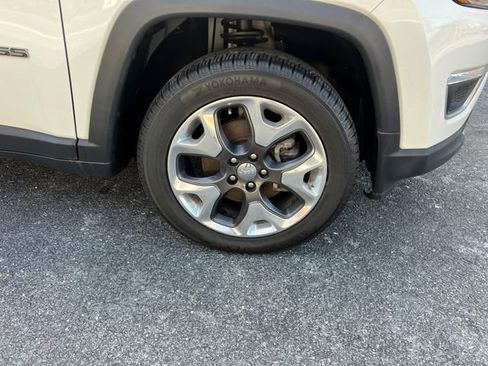 Used 2019 Jeep Compass Limited image 20