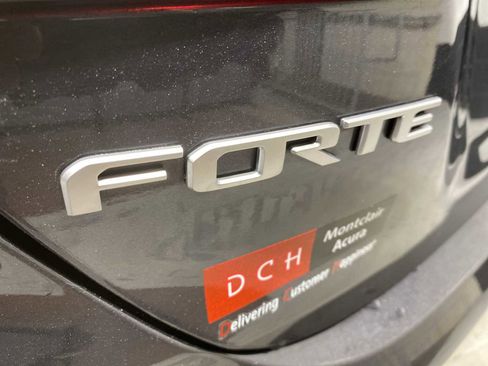 Used 2023 Kia Forte GT-Line image 7