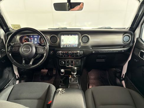 Used 2021 Jeep Wrangler Unlimited Sport AWD/4WD image 16