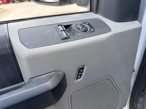 Used 2019 Ford F250 XL w/ Power Equipment Group image 18