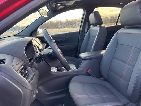 Used 2023 Chevrolet Equinox RS image 6