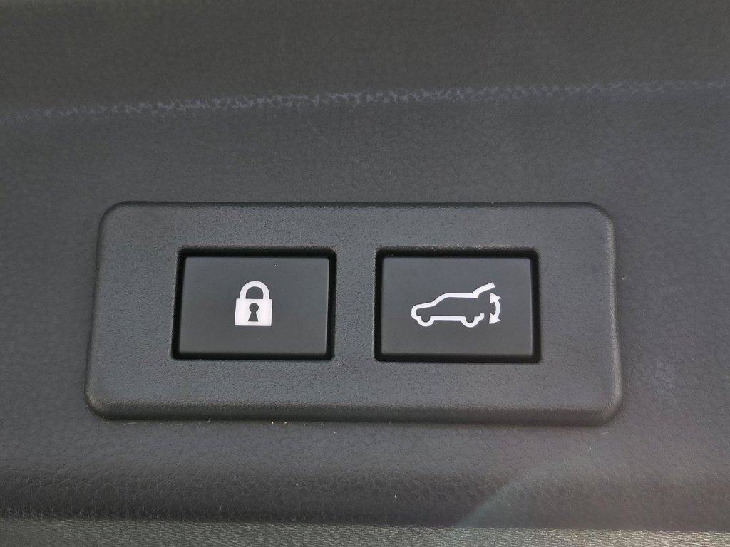 Used 2023 Subaru Ascent Touring AWD/4WD image 13