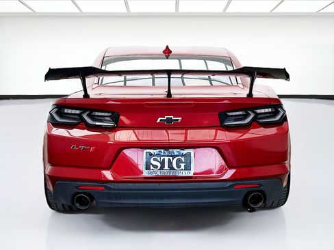 Used 2020 Chevrolet Camaro LT RWD image 5