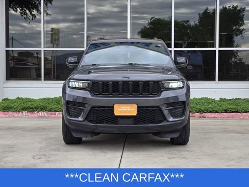 Certified 2024 Jeep Grand Cherokee Altitude AWD/4WD image 2
