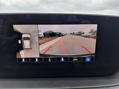Certified 2026 Buick Encore GX Preferred w/ Advanced Technology Package FWD image 31