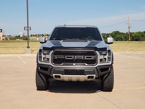 Used 2018 Ford F150 Raptor w/ Equipment Group 802A Luxury AWD/4WD image 6