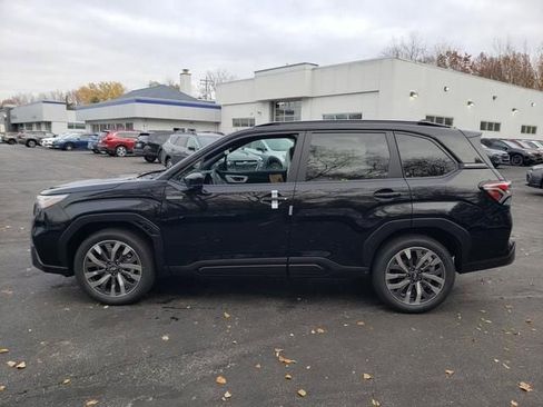 New 2025 Subaru Forester Touring image 7
