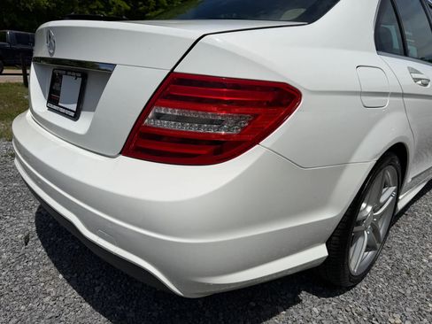Used 2013 Mercedes-Benz C 250 Sedan image 13