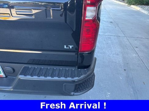Used 2023 Chevrolet Silverado 1500 LT image 9
