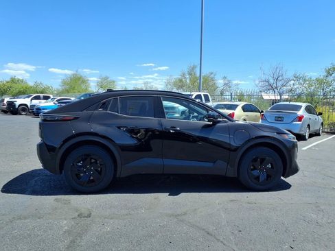 New 2026 Subaru Uncharted AWD image 8