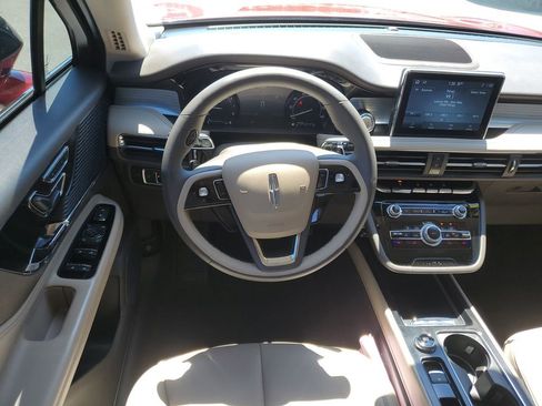 Certified 2022 Lincoln Corsair FWD image 16