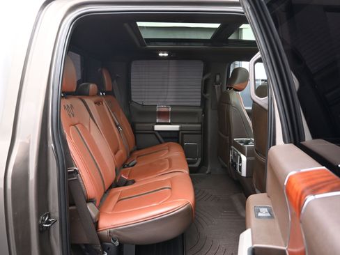 Used 2022 Ford F350 King Ranch image 12