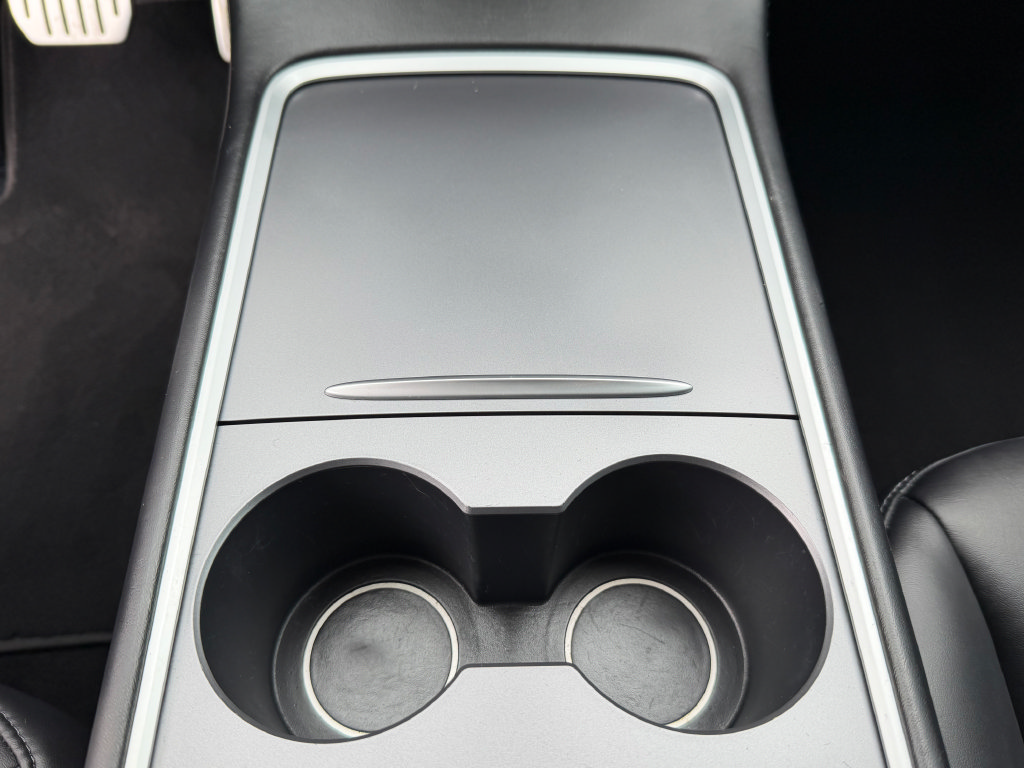 Used 2022 Tesla Model Y Performance AWD/4WD image 15