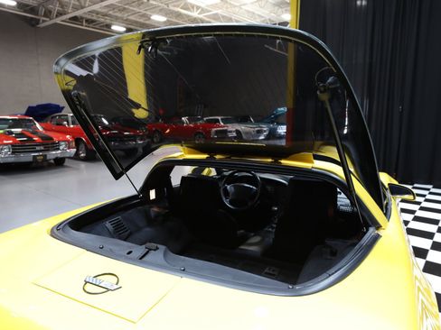 Used 1990 Chevrolet Corvette ZR-1 RWD image 40