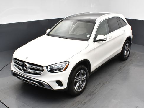 Used 2021 Mercedes-Benz GLC 300 GLC 300 w/ Premium Package image 21