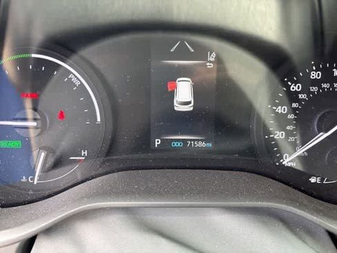 Used 2021 Toyota Sienna LE FWD image 13