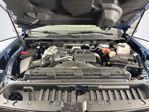 New 2026 Chevrolet Silverado 2500 LTZ w/ LTZ Convenience Package AWD/4WD image 31