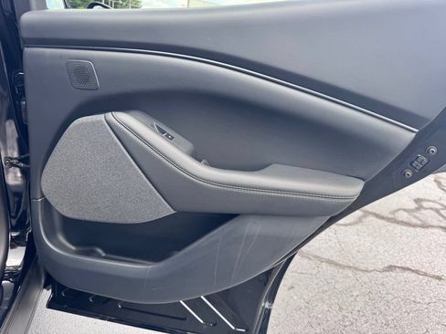 Used 2025 Ford Mustang Mach-E Premium RWD image 30