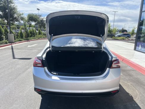 Used 2019 Chevrolet Malibu LT image 19