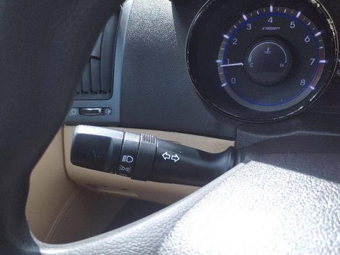 Used 2013 Hyundai Sonata GLS image 16