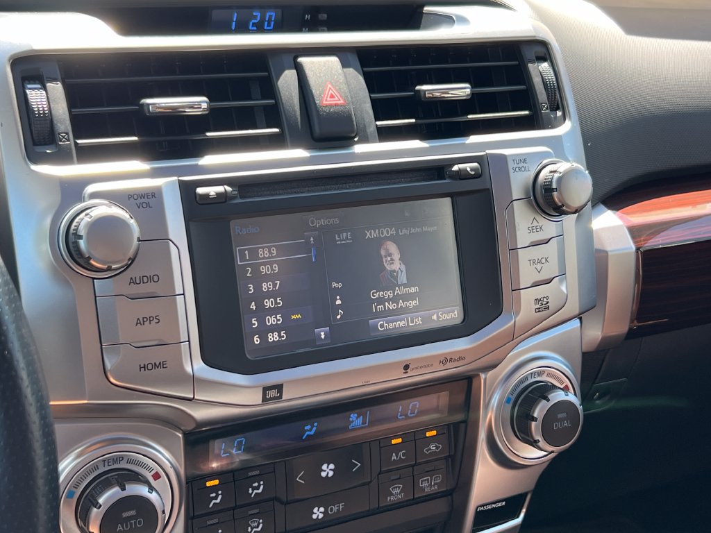 Used 2015 Toyota 4Runner Limited AWD/4WD image 36