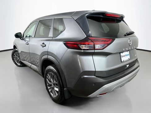Used 2023 Nissan Rogue S AWD/4WD image 5
