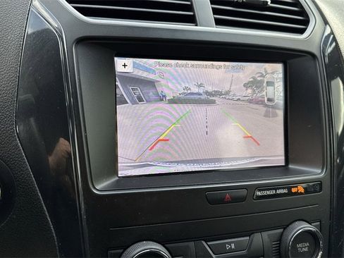 Used 2019 Ford Explorer XLT w/ Equipment Group 201A image 50