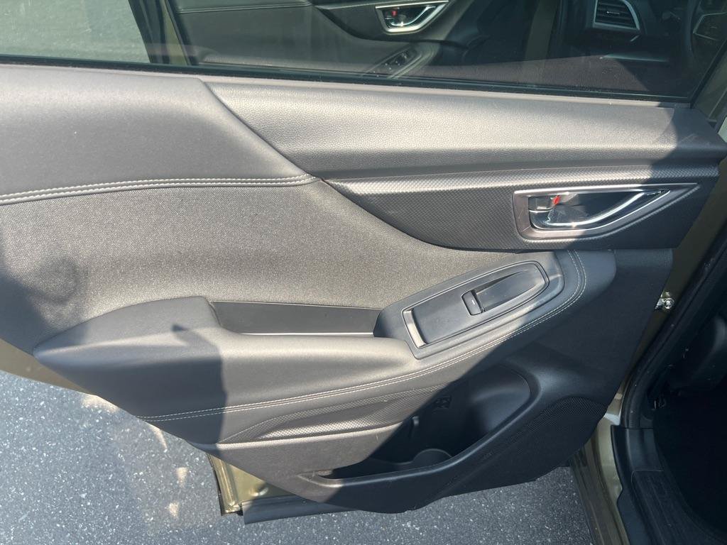 Used 2023 Subaru Forester Premium AWD/4WD image 16
