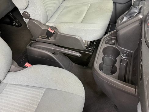 Used 2015 Ford Transit 350 XLT image 37