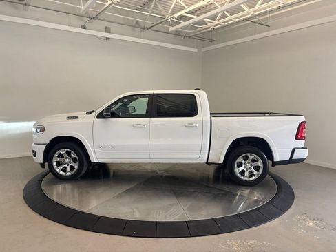 Used 2025 RAM 1500 Big Horn AWD/4WD image 6