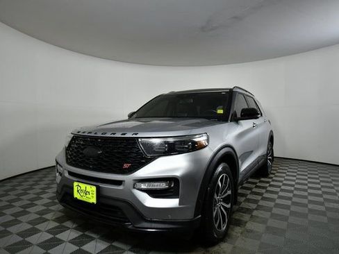 Used 2020 Ford Explorer ST w/ Premium Technology Package image 6