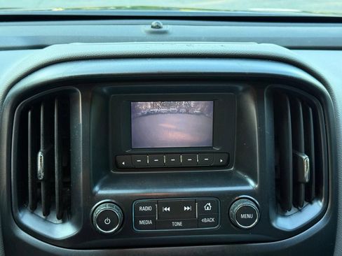 Used 2017 Chevrolet Colorado W/T w/ WT Convenience Package RWD image 34