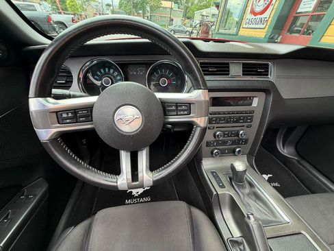 Used 2013 Ford Mustang GT w/ Security Pkg RWD image 28